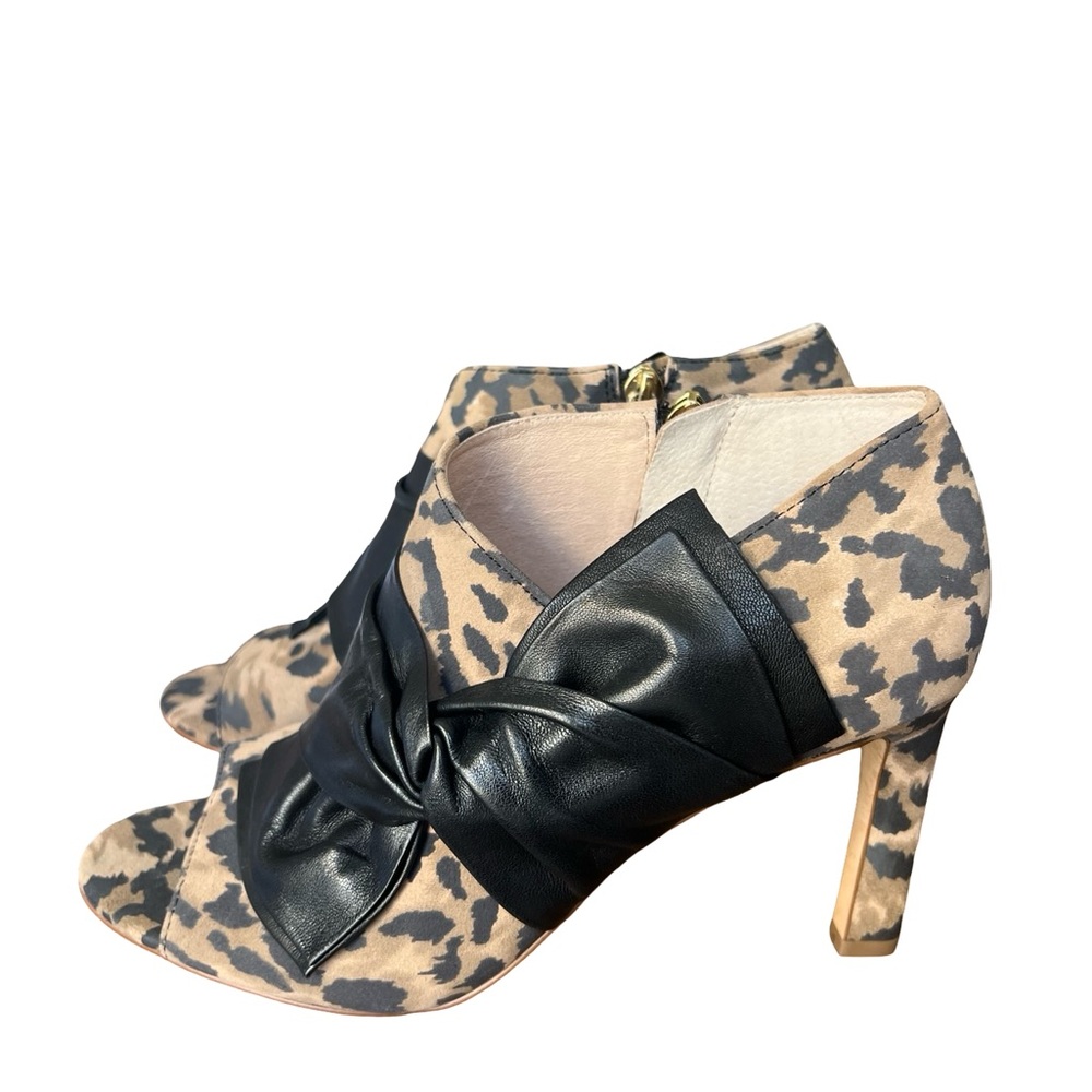 Louise et Cie Black and Leopard Print Heels, Leather upper